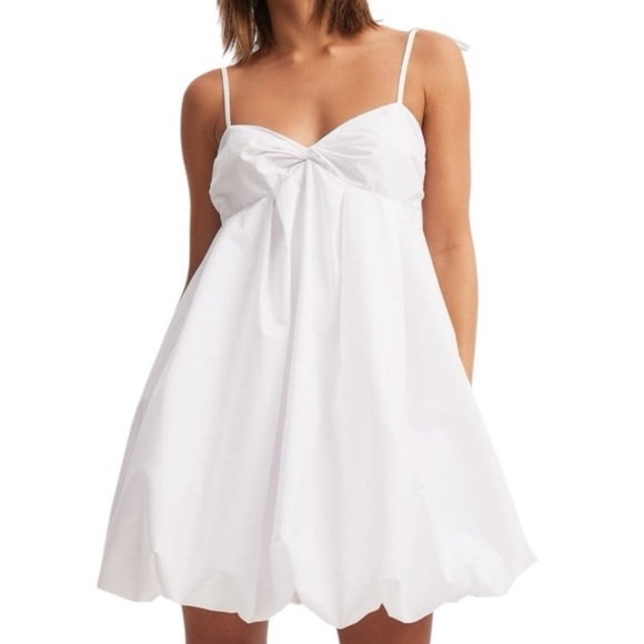 NWT Camila Coelho White Poplin Twist Bow Tie Shoulder Bubble Mini Dress - S - Picture 1 of 7